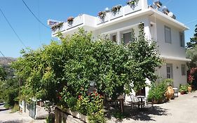 Heracles Hotel